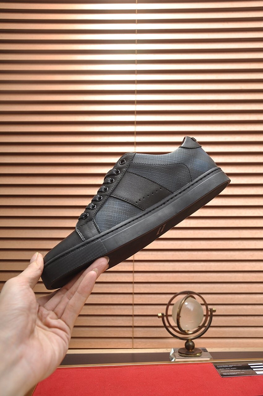Burberry Panel Low-Top Sneakers — side
