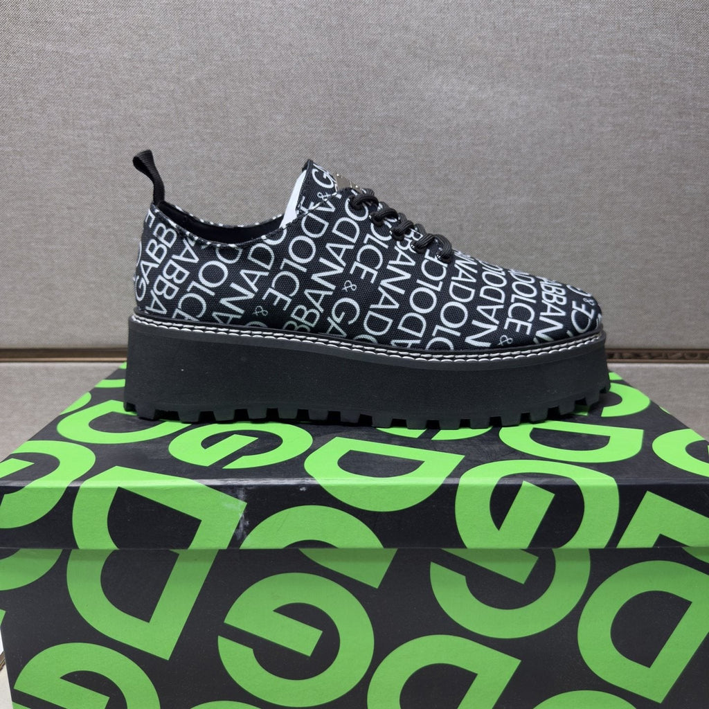 Dolce & Gabbana Letter Print Lug Sole Shoes — hero