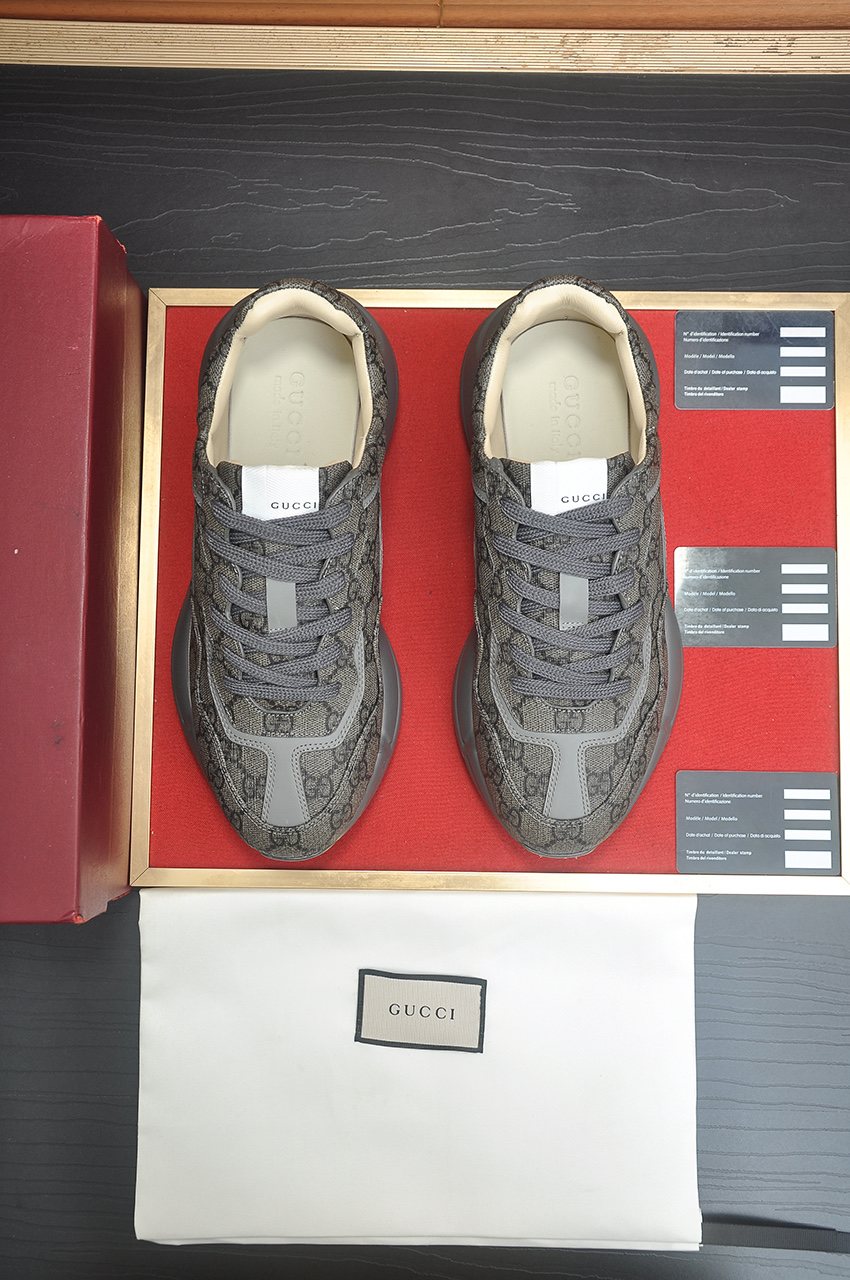 Gucci Tonal Pattern Chunky Low-Top Sneakers — front